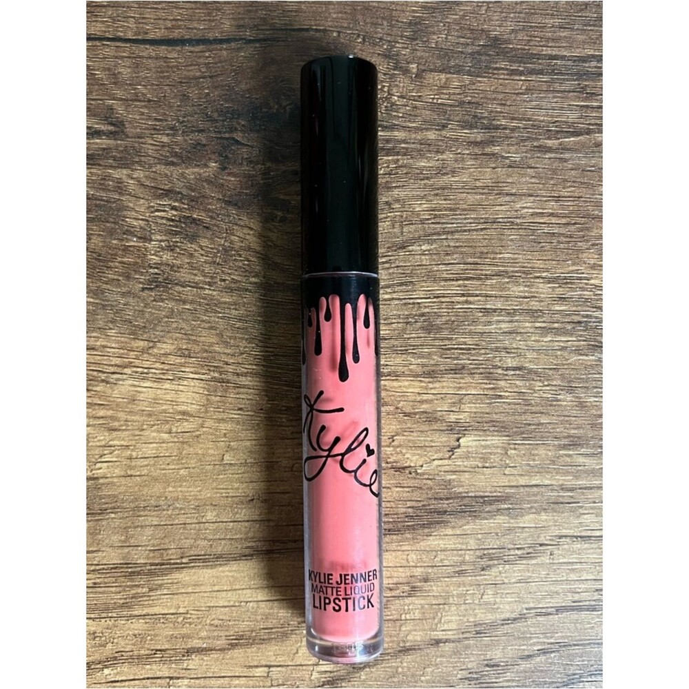 Kylie Jenner Liquid Lipstick
